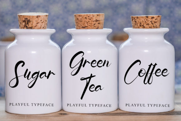 Creative Watercolor Font